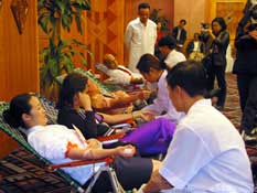 Cảnh hiến máu tại Hà Nội