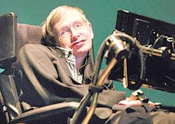 Nhà khoa học nổi tiếng thế giới Stephen Hawking cùng con gái viết sách giải thích những thắc mắc về vũ trụ cho trẻ em