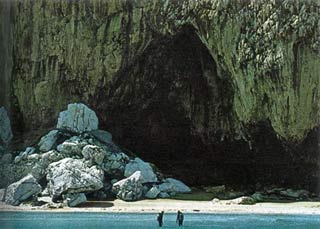 Hang động Gorham ở Gibraltar