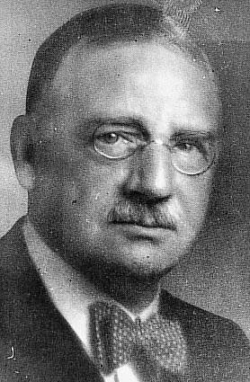 Nhà sinh vật học Otto Loewi