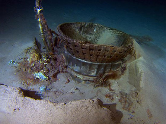Động cơ phi thuyền Apollo dưới đáy biển
