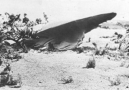 Bức ảnh minh họa trong bài báo về vật thể bay gần thành phố Roswell của một báo vào năm 1947.