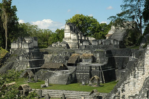 Không chuyên gia nào thực sự chắc chắn về nguyên nhân sụy đổ của nền văn minh Maya.