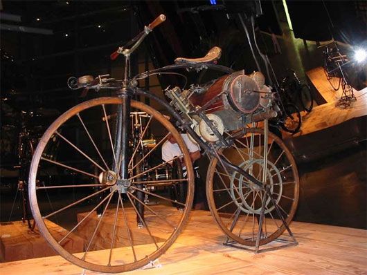 Lịch sử ra đời chiếc xe gắn máy đầu tiên - KhoaHoc.tv