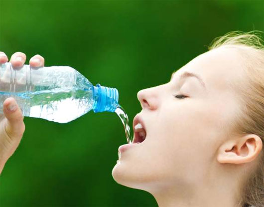 Những thói quen uống nước cần nhớ