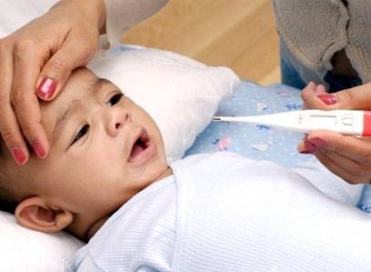 Trẻ sốt virus có thể nổi hạch sưng to và đau. Trẻ sốt virus có thể nổi hạch sưng to và đau.
