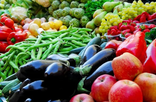 Lý giải vì sao người phương Tây quyến rũ nhưng lại nhanh già