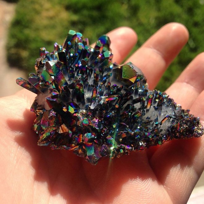 Giá kim cương ổn định hơn các loại đá quý khác  JEMMIA DIAMOND