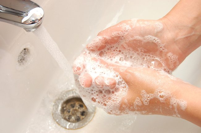 Phòng ngừa 5 dịch bệnh lây nhiễm mùa cận Tết Phòng ngừa 5 dịch bệnh lây nhiễm mùa cận Tết