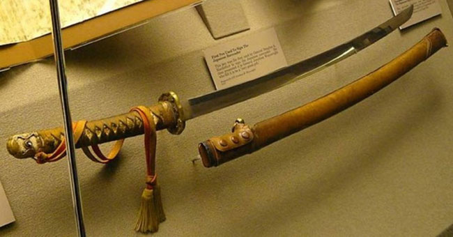 Những thanh kiếm huyền thoại trong lịch sử thế giới