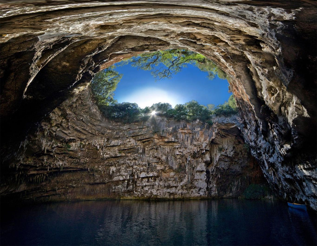 Hồ Melissani Cave (Hy Lạp) Hồ Melissani Cave (Hy Lạp)