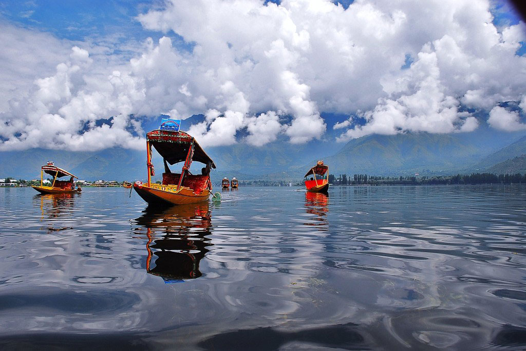 Hồ Dal (Ấn Độ) Hồ Dal (Ấn Độ)
