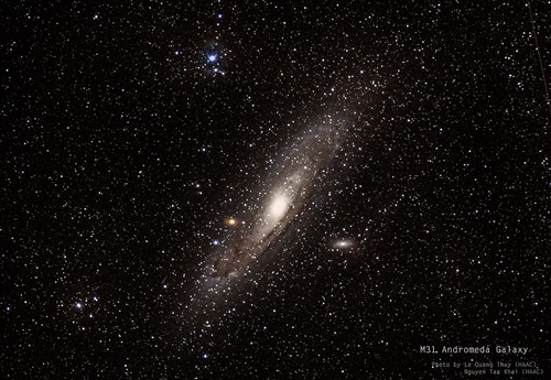 Thiên hà láng giềng Andromeda. Hình ảnh được chụp bởi Lê Quang Thủy và Nguyễn Tân Khải