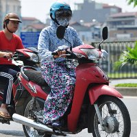 Những lưu ý khi sử dụng xe máy ngày nắng nóng Những lưu ý khi sử dụng xe máy ngày nắng nóng