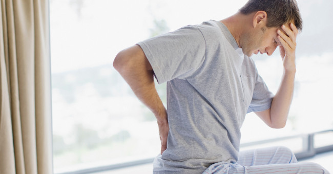 Why back pain when waking up?