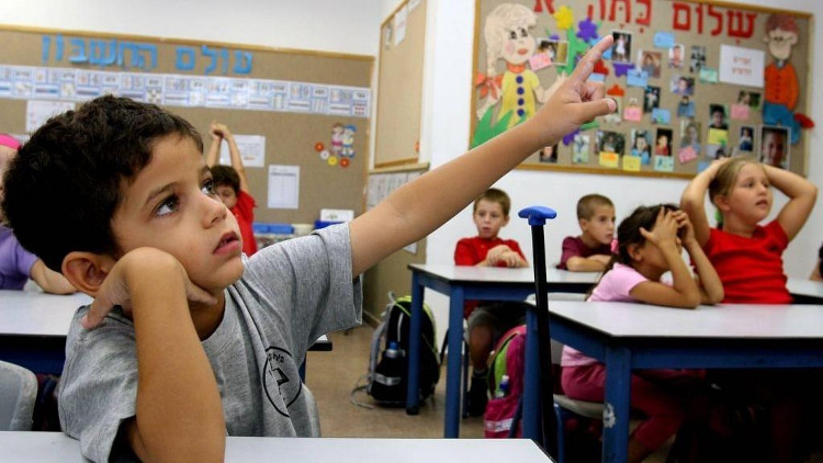 Trẻ em Do Thái được khuyến khích nên lịch sự trong lớp, nhưng không bao giờ được ngừng đặt câu hỏi 