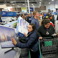 Black Friday là ngày gì và tại sao người ta "phát cuồng" vì Black Friday? Black Friday là ngày gì và tại sao người ta "phát cuồng" vì Black Friday?