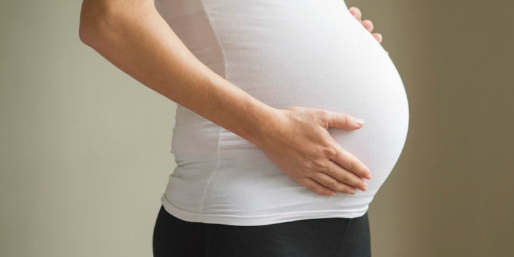 Tỷ lệ sinh mổ nên duy trì ở khoảng 10% - 15% nếu muốn đảm bảo rằng bé và mẹ khỏe mạnh nhất có thể.