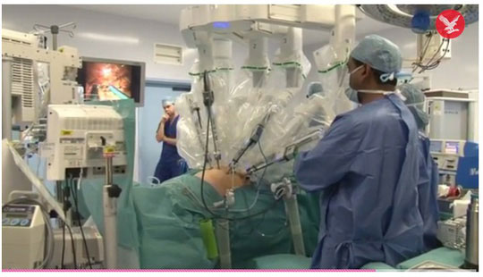Các bác sĩ khi mổ ruột thừa cho bệnh nhân 16 tuổi đã phát hiện khối u có chứa tế bào não trong buồng trứng.