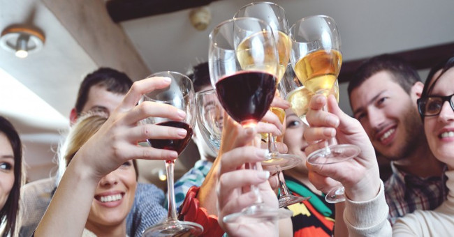 4 bí kíp uống rượu tốt cho sức khỏe ngày Tết