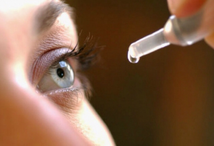 Căn bệnh dị ứng ở mắt như viêm kết mạc rất phổ biến vào dịp Tết đến xuân về.