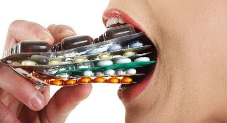 Đừng bao giờ tự ý dùng thuốc kháng sinh.