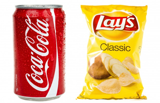 Đồ ăn nhẹ, coke