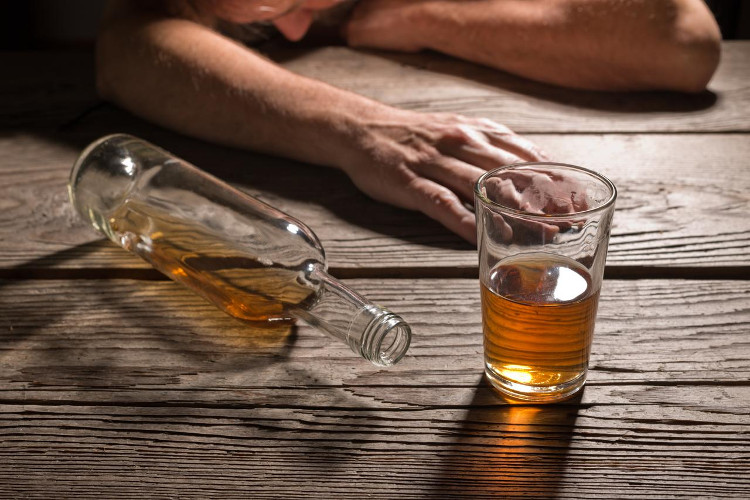 Nghiện rượu được coi là vấn đề y tế đáng lo ngại ở nhiều quốc gia