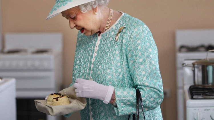 Kiểm soát khẩu phần ăn là một trong những bí quyết của Nữ hoàng.