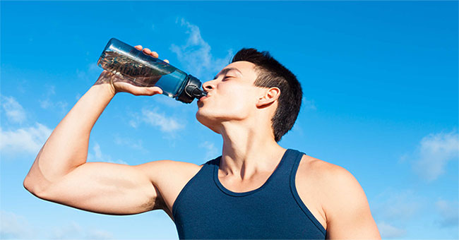 11 mẹo giúp bạn uống đủ nước mỗi ngày