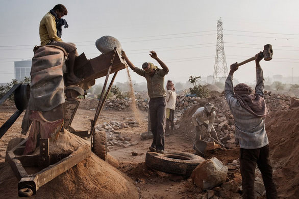 Một mỏ khai thác cát trái phép ở làng Raipur