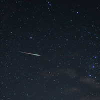Ảnh: Mưa sao băng lớn nhất năm trên bầu trời thế giới Ảnh: Mưa sao băng lớn nhất năm trên bầu trời thế giới