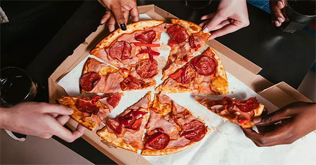 Khoa học đã tìm ra lý do bất ngờ đằng sau việc nghiện ăn pizza