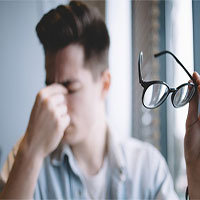Sửa ngay những thói quen nhiều người hay mắc phải nếu không muốn mắt lên độ nhanh Sửa ngay những thói quen nhiều người hay mắc phải nếu không muốn mắt lên độ nhanh