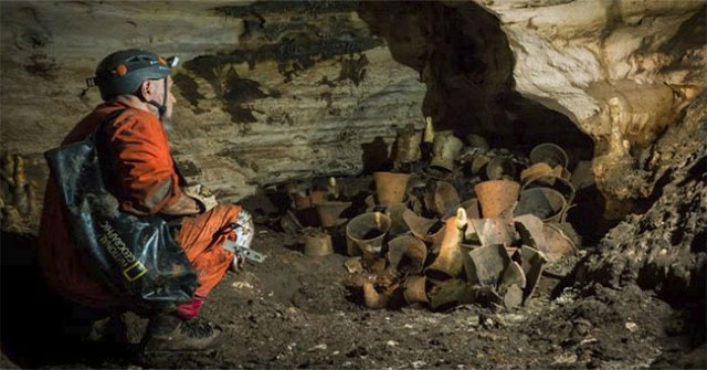 Bên trong hang động "thần bí" 1.000 năm tuổi của người Maya