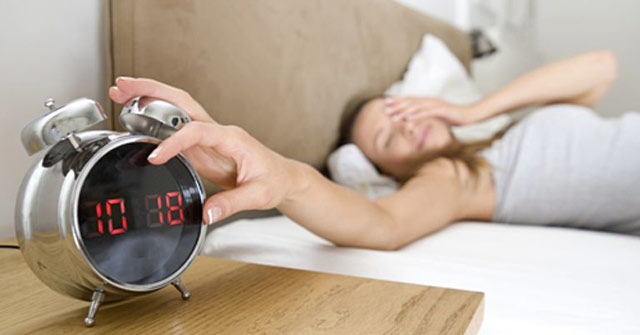 Ngủ bù sau mất ngủ không có tác dụng