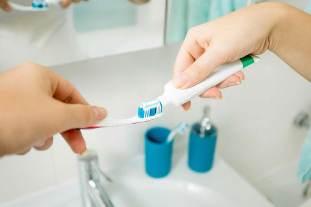 Đánh răng mỗi ngày không chỉ ngăn ngừa bệnh nướu răng mà còn giảm nguy cơ ung thư thực quản.
