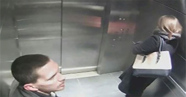 Phụ nữ nên làm gì khi bị tấn công tình dục trong thang máy?