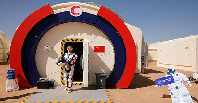 Trạm sao Hỏa 1.400 tỷ của Trung Quốc chính thức mở cửa để người dân vào chơi