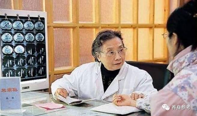 Zhu Nansun, bác sĩ phụ khoa nổi tiếng của Trung Quốc.