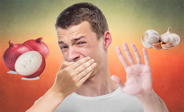 Hơi thở có mùi tỏi khiến nhiều người khó chị