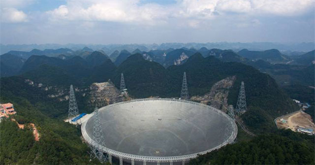 Trung Quốc công bố kế hoạch "săn" người ngoài hành tinh bằng kính viễn vọng lớn nhất