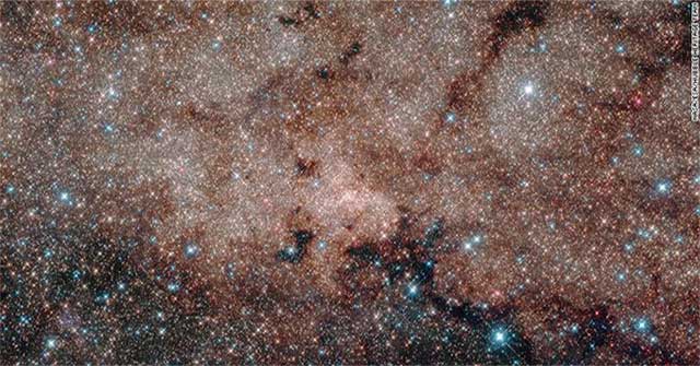 Dải Ngân hà từng "nuốt chửng" một thiên hà khác hàng tỷ năm về trước