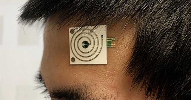 Thiết bị phát hiện bất thường sức khỏe qua... mồ hôi