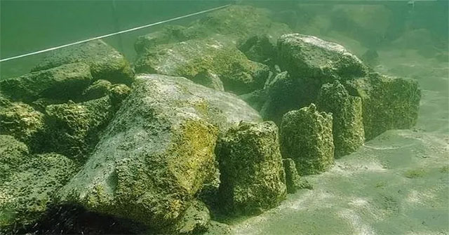 Bí ẩn đáy hồ Constance: "Thủy cung" ma quái xây bởi… người đồ đá?