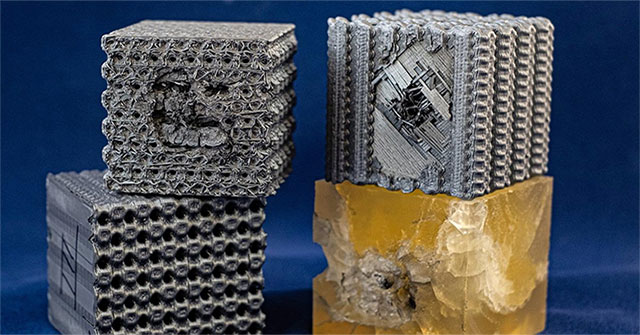 In 3D nhựa theo cấu trúc "tubulane" cực kỳ phức tạp, một khối nhựa chống được cả đạn
