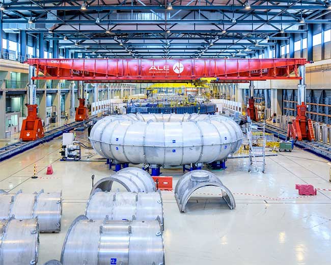Picture 3 of Why are China and many countries racing to make artificial sun?