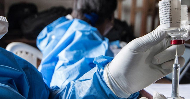 Thành côn trong việc ngăn chặn virus Ebola