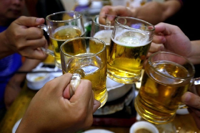 Rượu, bia là nguyên nhân trực tiếp gây nên hơn 30 bệnh lây nhiễm và 200 bệnh tật khác.