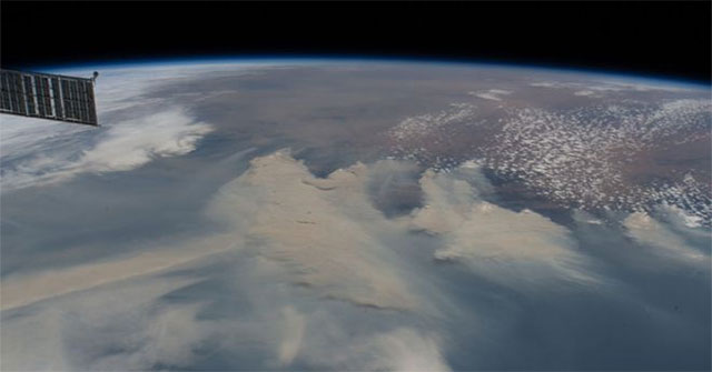 NASA: Khói từ cháy rừng ở Australia bay xa nửa vòng Trái Đất